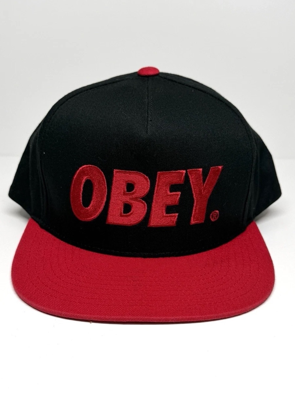 EUC Obey Logo Snapback Hat in Black/Red